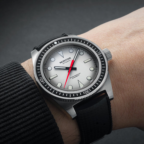 Best Dive Watch Under 1000